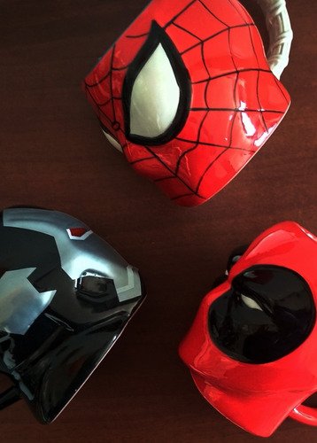 Mug Súper Héroes Avengers Deadpool Spiderman Ironman Vengado